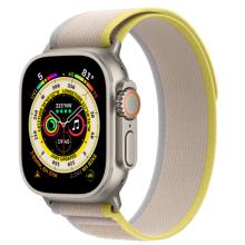 Apple Watch Ultra 49mm Yellow/Beige trail loop / Titanium Case Apple Watch Ultra 49mm Yellow/Beige trail loop / Titanium Case